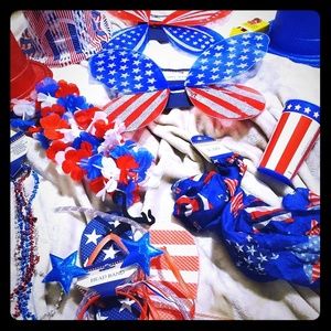 Independence Day Attire & Accessories